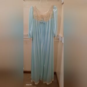 Vintage Peignoir Set from Miss Elaine, Size Medium.